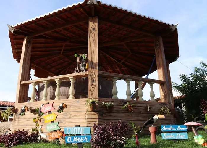 Pousada E Restaurante La Na Roca - Belezas Do Monte Chale E Suite